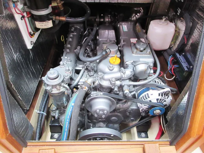 Livin 2 Yacht Photos Pics 