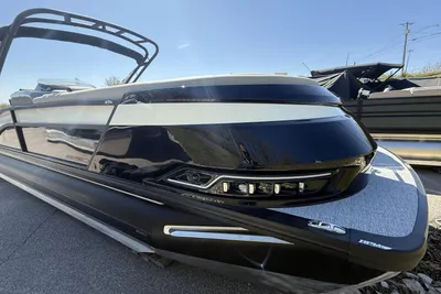 Harris Grand Mariner 250