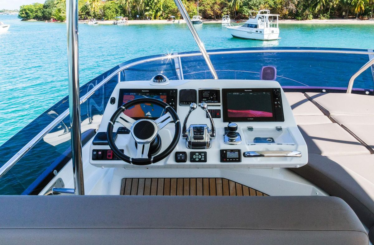 2018 Prestige 59 