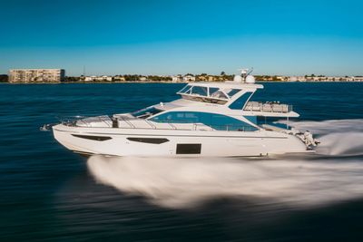 Yacht