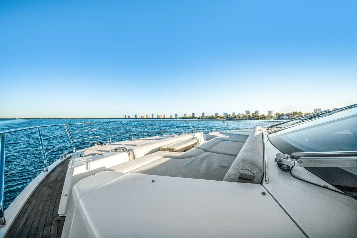 2021 Azimut 60 