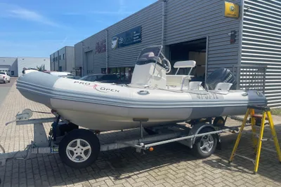 2009 Zodiac Pro Open 550