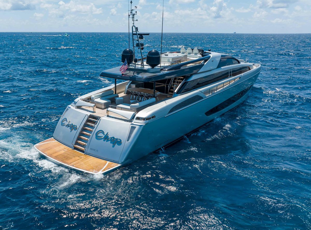2014 Riva 122 