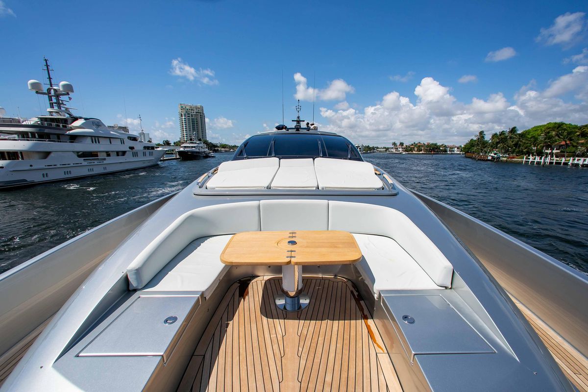2014 Riva 122 