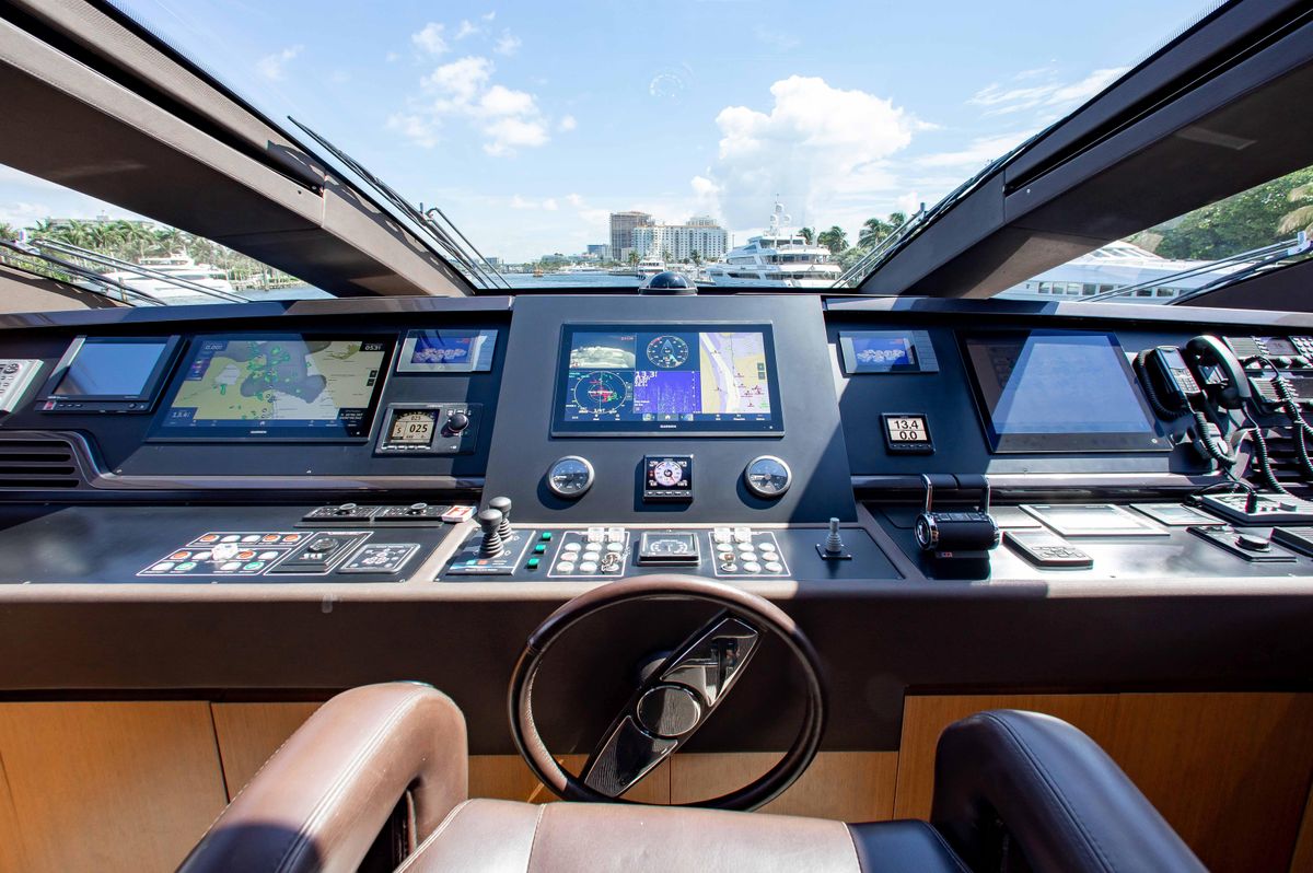 2014 Riva 122 
