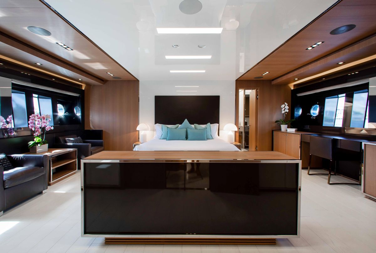 2014 Riva 122 