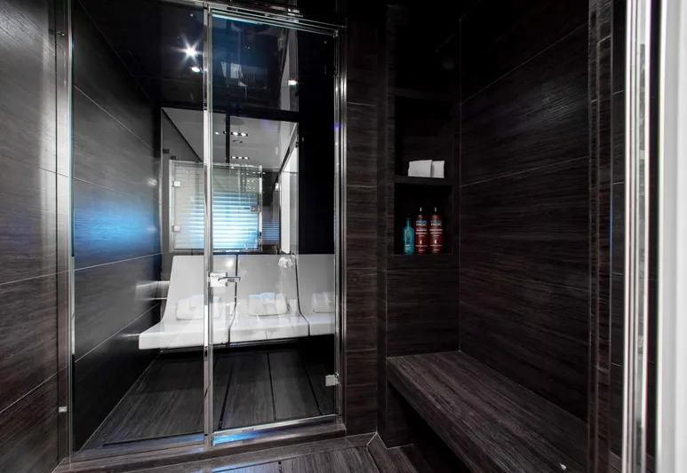 Chop Chop Yacht Photos Pics 