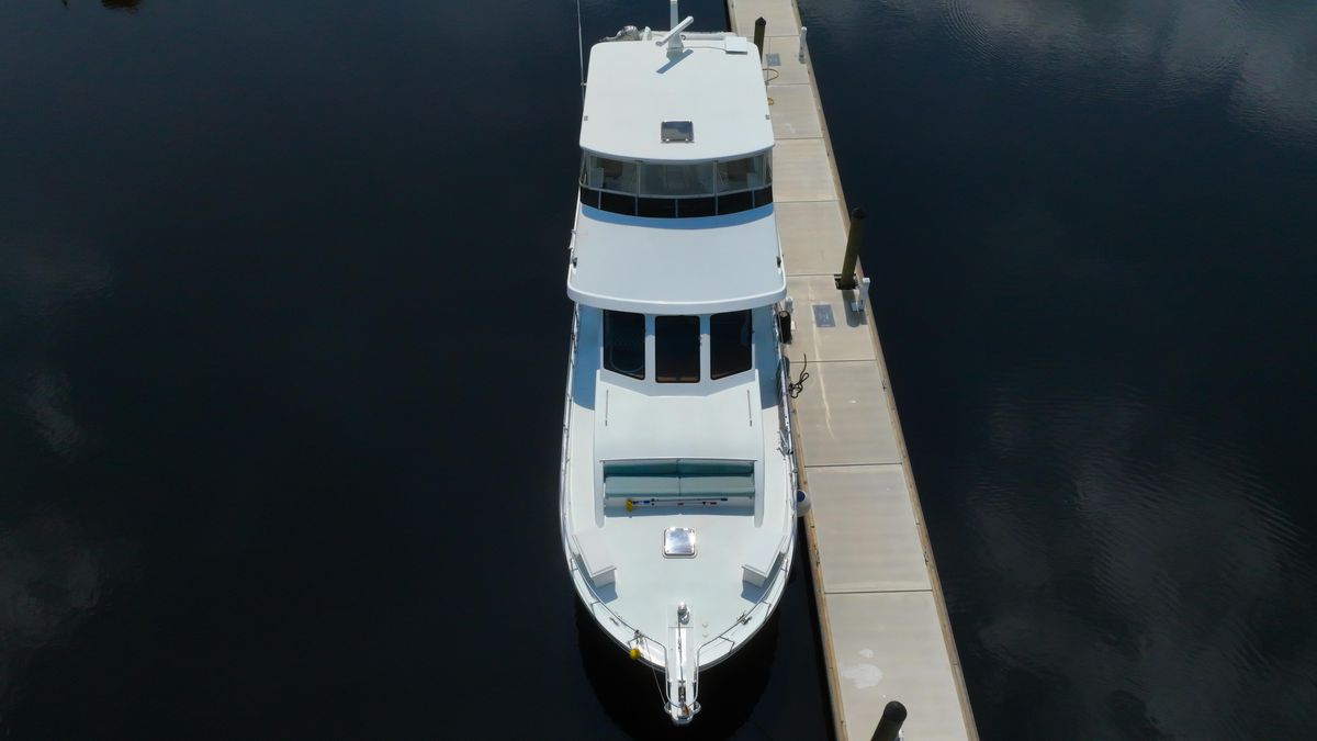 2005 Jefferson 59 
