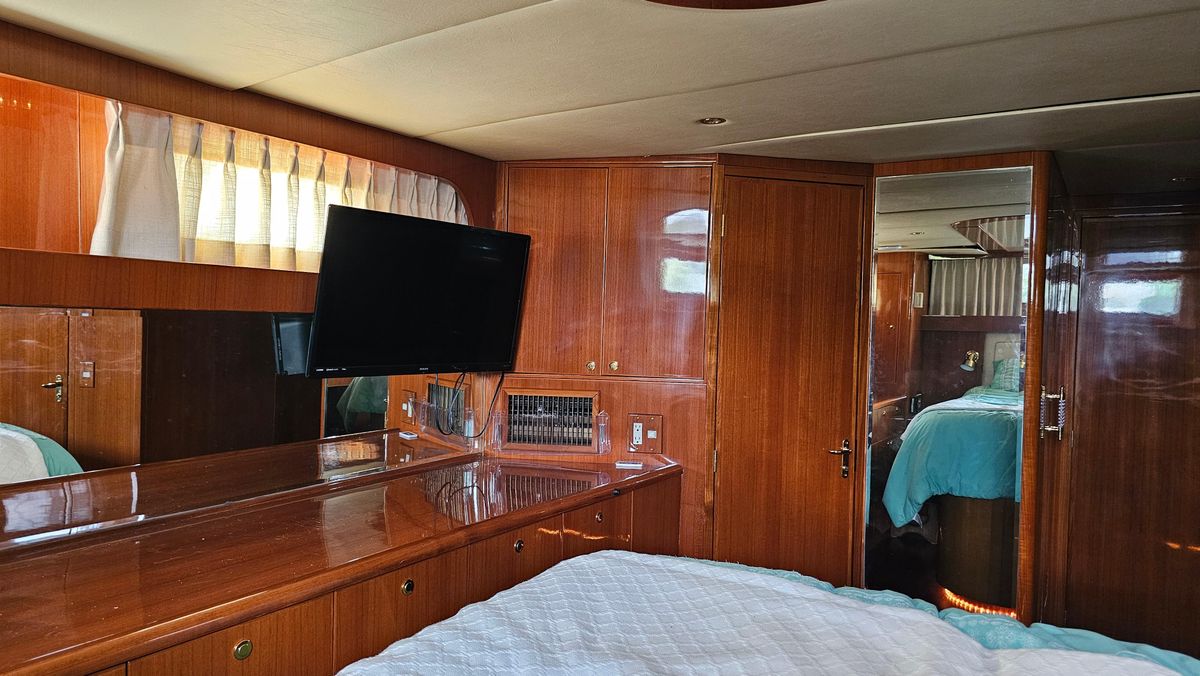 2005 Jefferson 59 