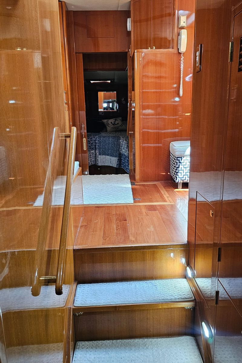 2005 Jefferson 59 