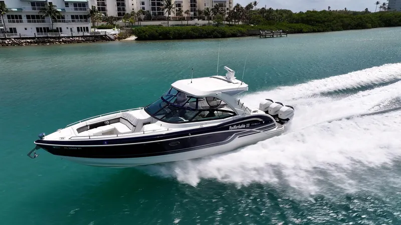 Remarkable III Yacht Photos Pics 