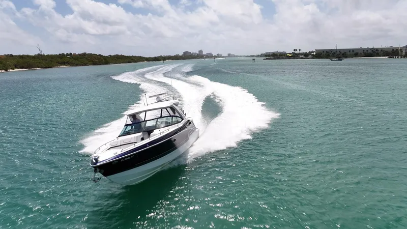 Remarkable III Yacht Photos Pics 