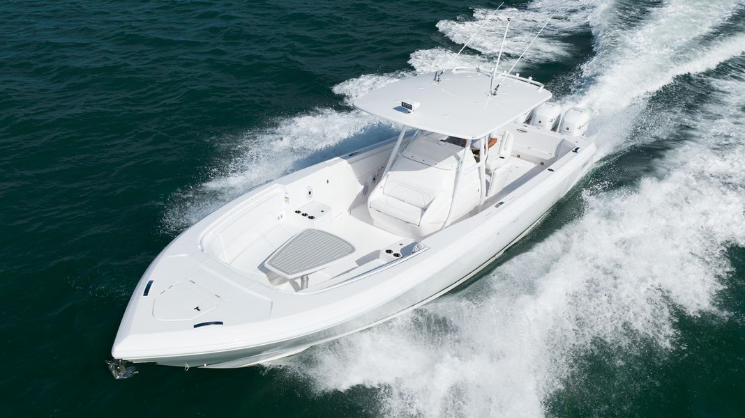 2022 Intrepid 375 Center Console