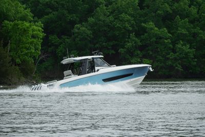 Yacht