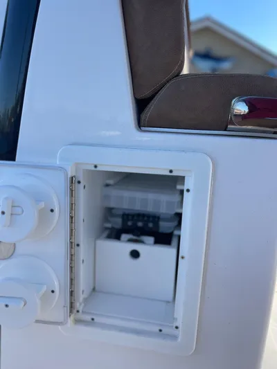 Fish Business Yacht Photos Pics 