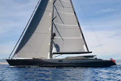 Alloy Yachts 40m