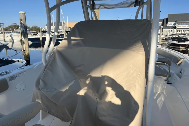 2017 Sailfish 270 Cc Yacht Photos Pics 