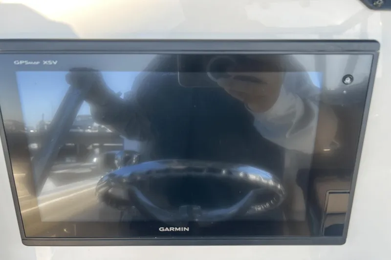 2017 Sailfish 270 Cc Yacht Photos Pics 