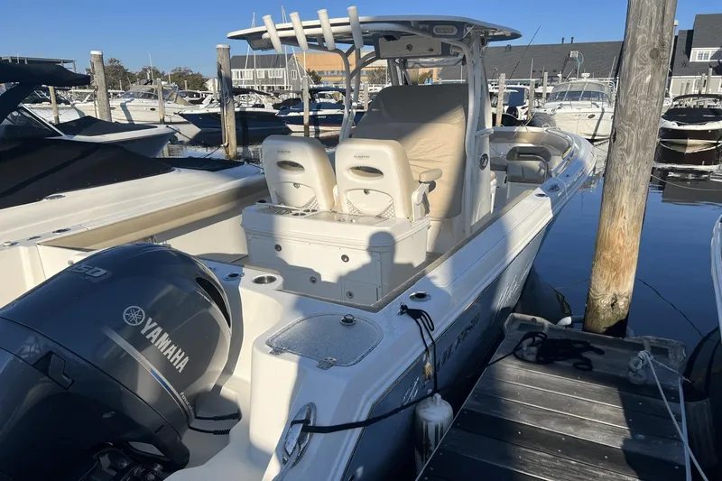 2017 Sailfish 270 Cc Yacht Photos Pics 