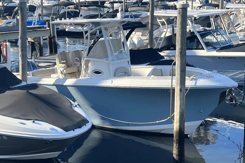 2017 Sailfish 270 Cc Yacht Photos Pics 