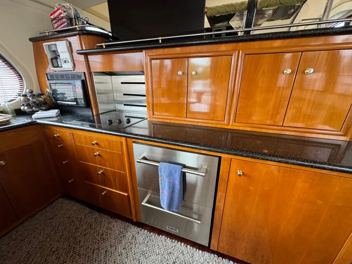 Sioux Forever Yacht Photos Pics 