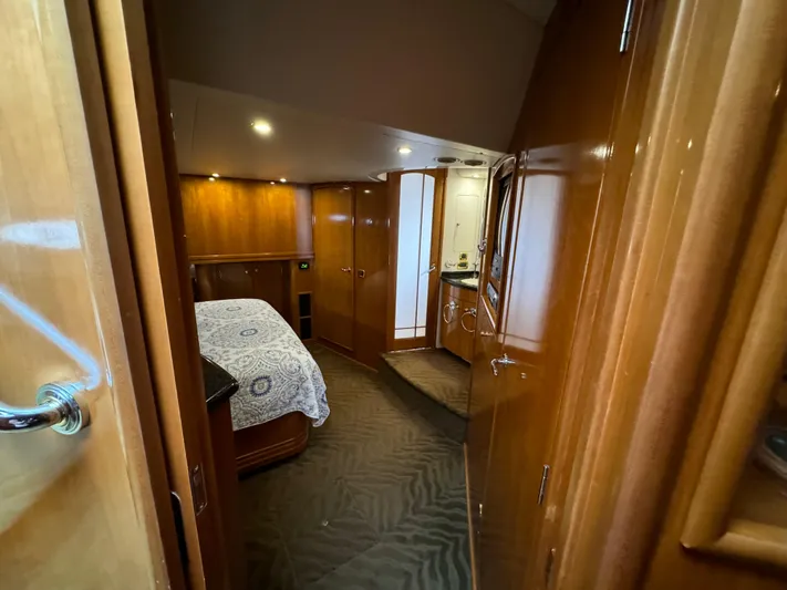 Sioux Forever Yacht Photos Pics 