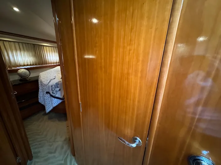 Sioux Forever Yacht Photos Pics 