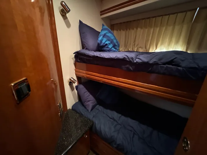 Sioux Forever Yacht Photos Pics 