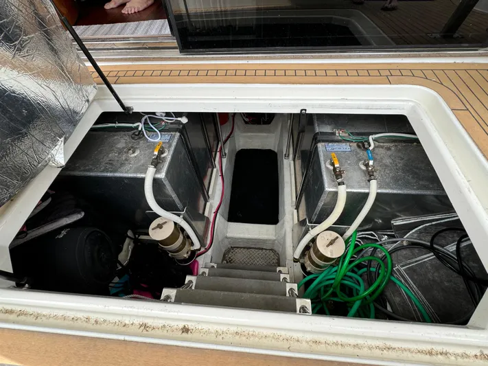 Sioux Forever Yacht Photos Pics 