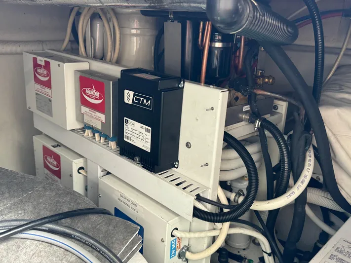 Sioux Forever Yacht Photos Pics 