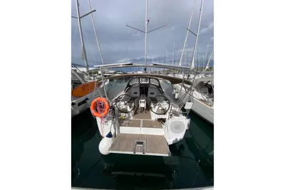 2016 Jeanneau Sun Odyssey 349