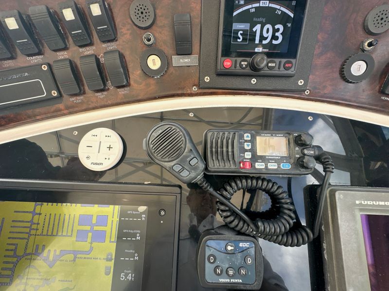 2000 Riviera 40 OFFSHORE