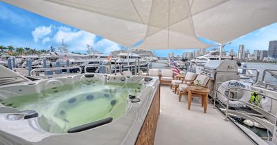 Yacht