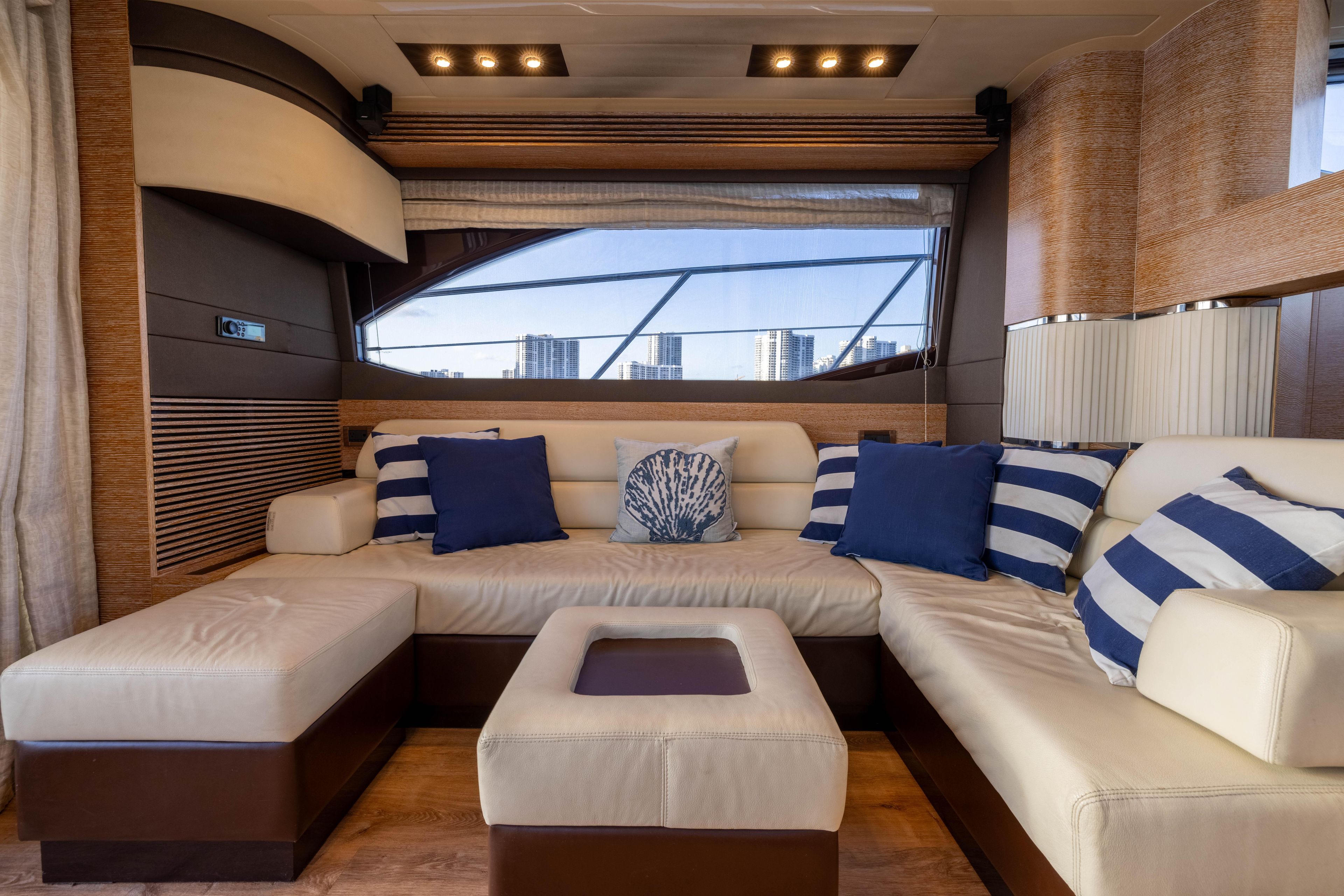 2012 Azimut 53 