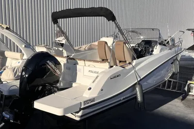 2024 Quicksilver Activ 675 Sundeck