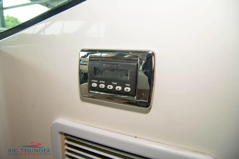  Yacht Photos Pics Control panel on a 2013 Sea Ray 540 Sundancer yacht.