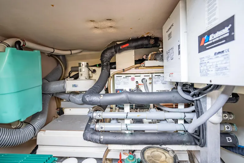 Miss Zoe Yacht Photos Pics 