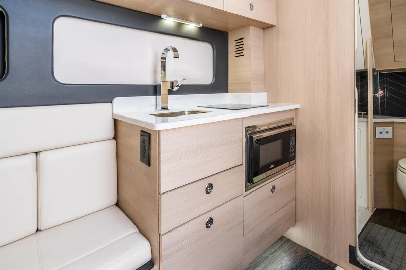 Truckin Yacht Photos Pics 