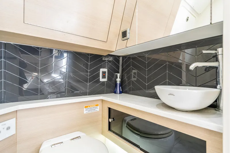 Truckin Yacht Photos Pics 