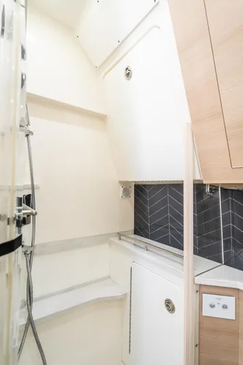 Truckin Yacht Photos Pics 