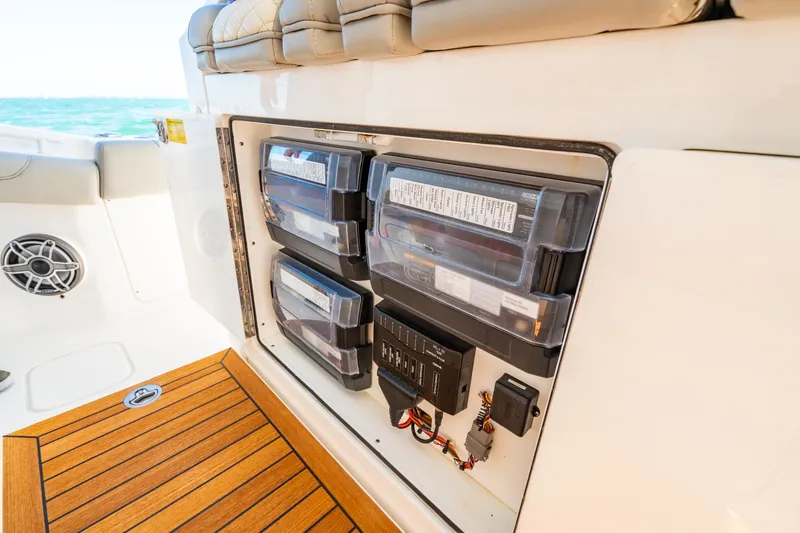 Truckin Yacht Photos Pics 