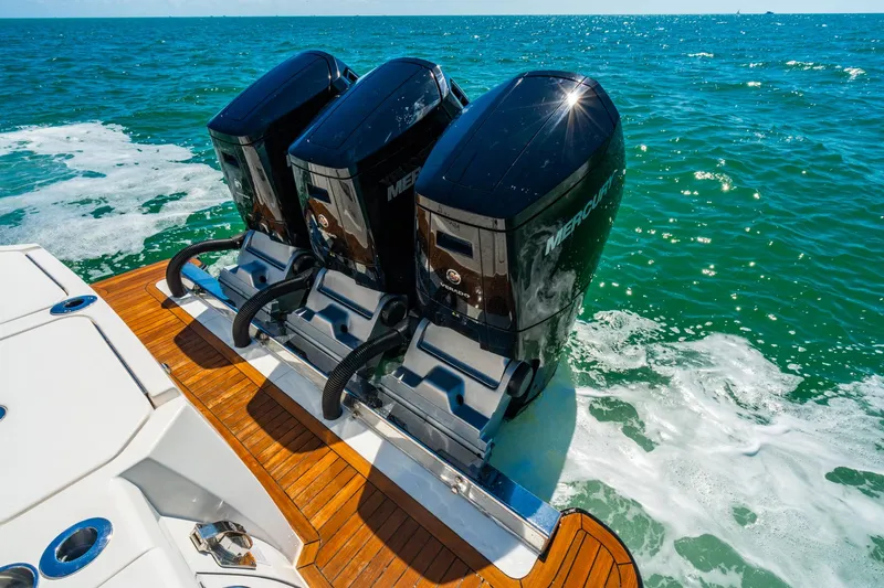 Truckin Yacht Photos Pics 