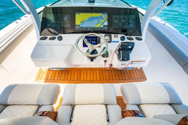 Truckin Yacht Photos Pics 