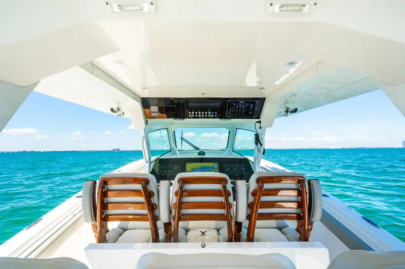 Truckin Yacht Photos Pics 