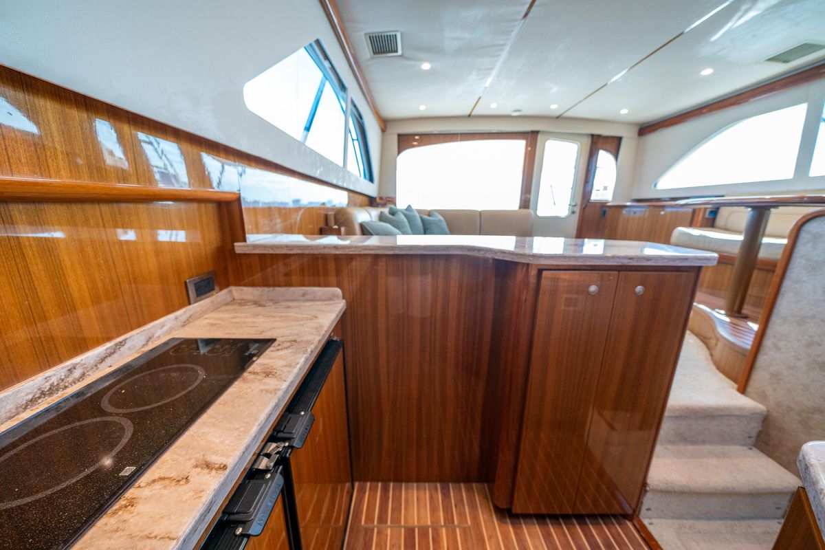 2015 Viking 42 