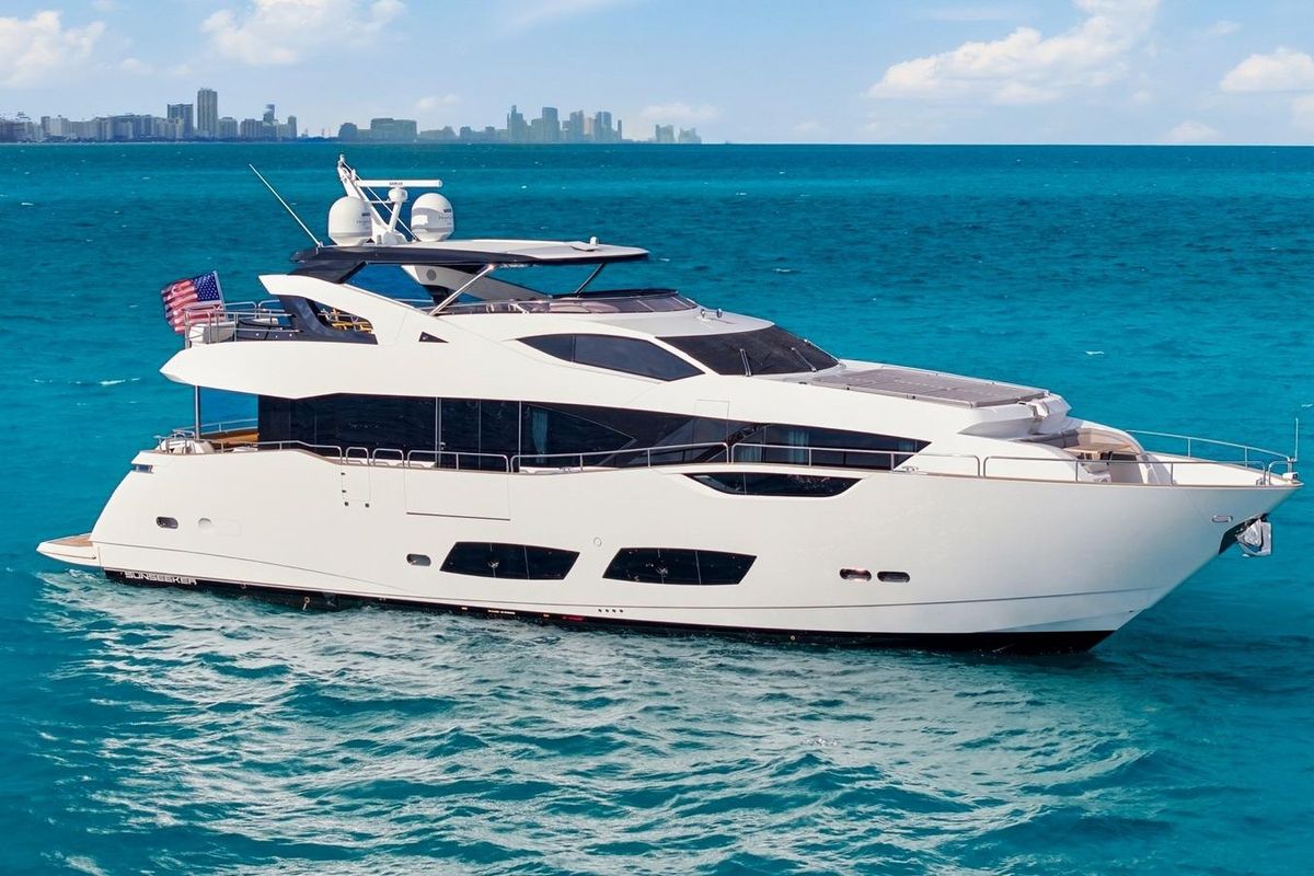 2020 Sunseeker 95 