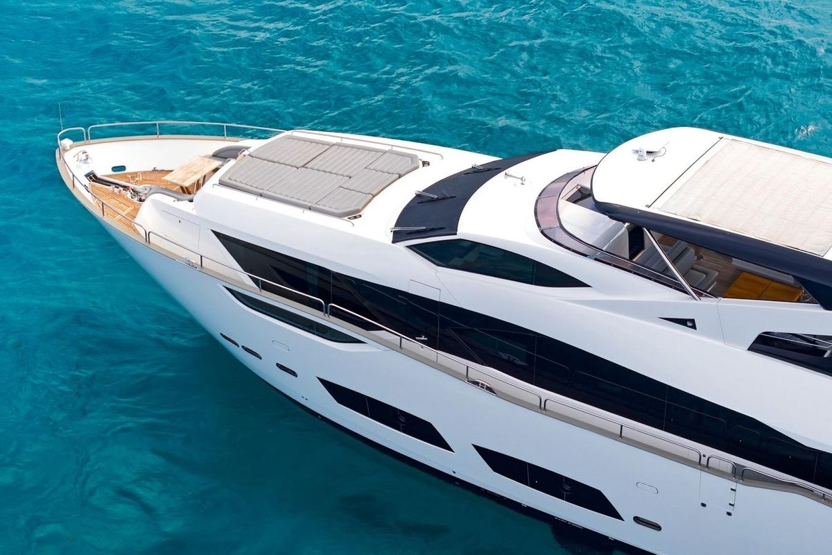 2020 Sunseeker 95 