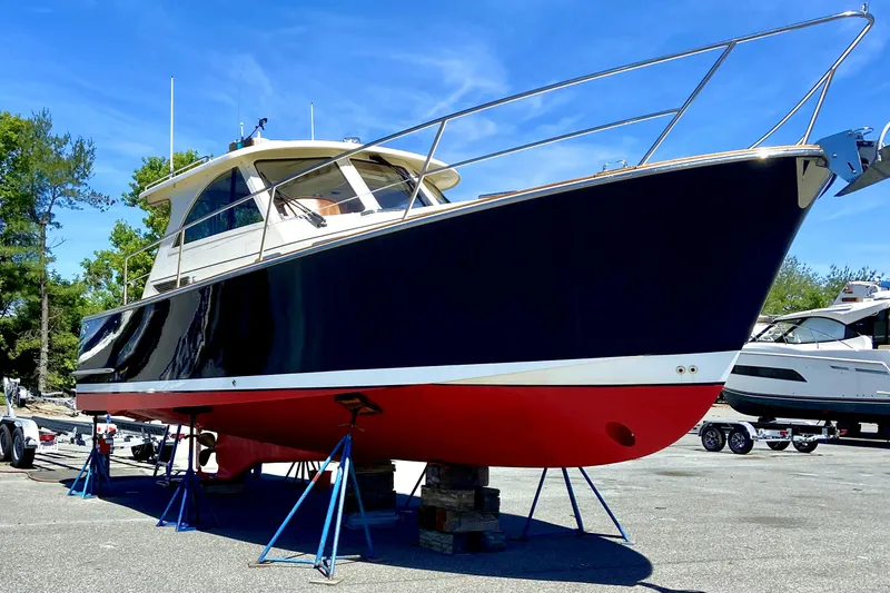 North Star Yacht Photos Pics Starboard On Hard