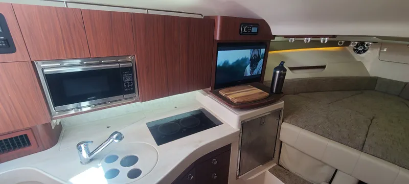  Yacht Photos Pics 2021 GRADY-WHITE 330 EXPRESS - Image 34