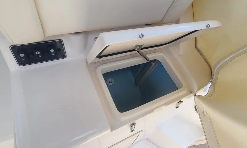  Yacht Photos Pics 2021 GRADY-WHITE 330 EXPRESS - Image 18